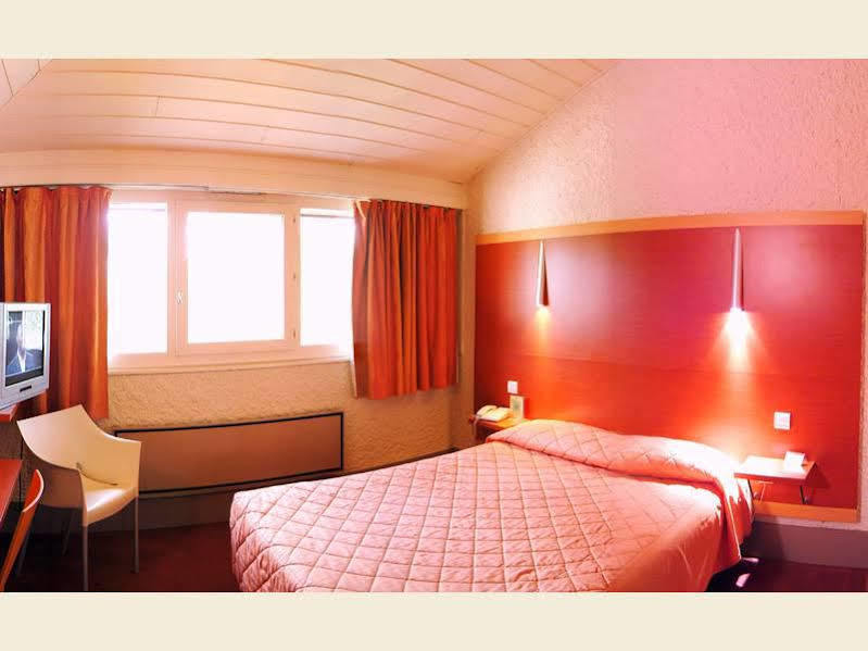 La Bourbonnaise Hotel Sérézin-du-Rhône Екстериор снимка