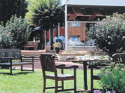 La Bourbonnaise Hotel Sérézin-du-Rhône Екстериор снимка